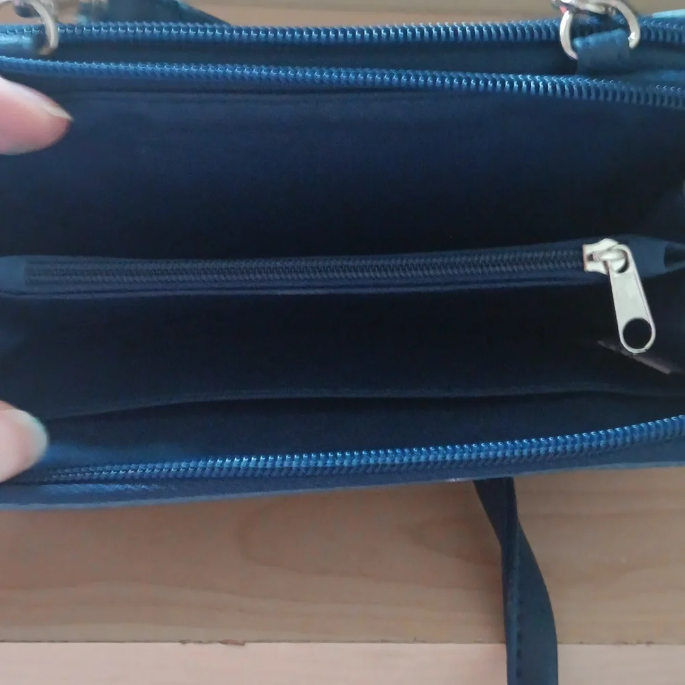 5/$10 Striped Crossbody Wallet - Picture 5 of 5